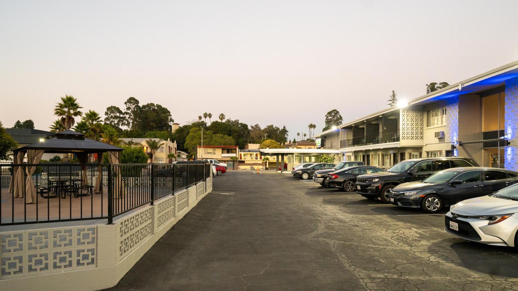 Seaside Inn & Suites Santa Cruz Exterior foto